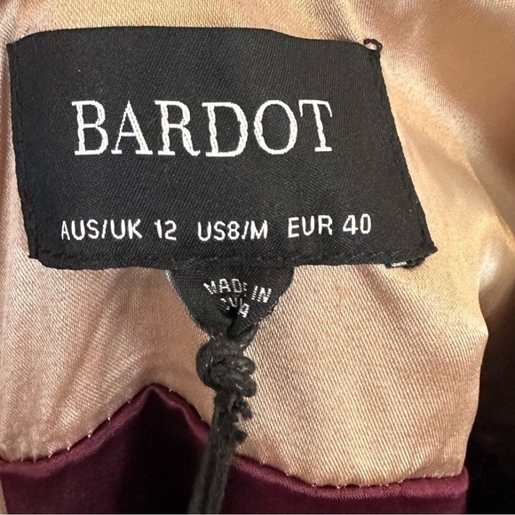 Bardot Dalia Lace Dress - Picture 8 of 9